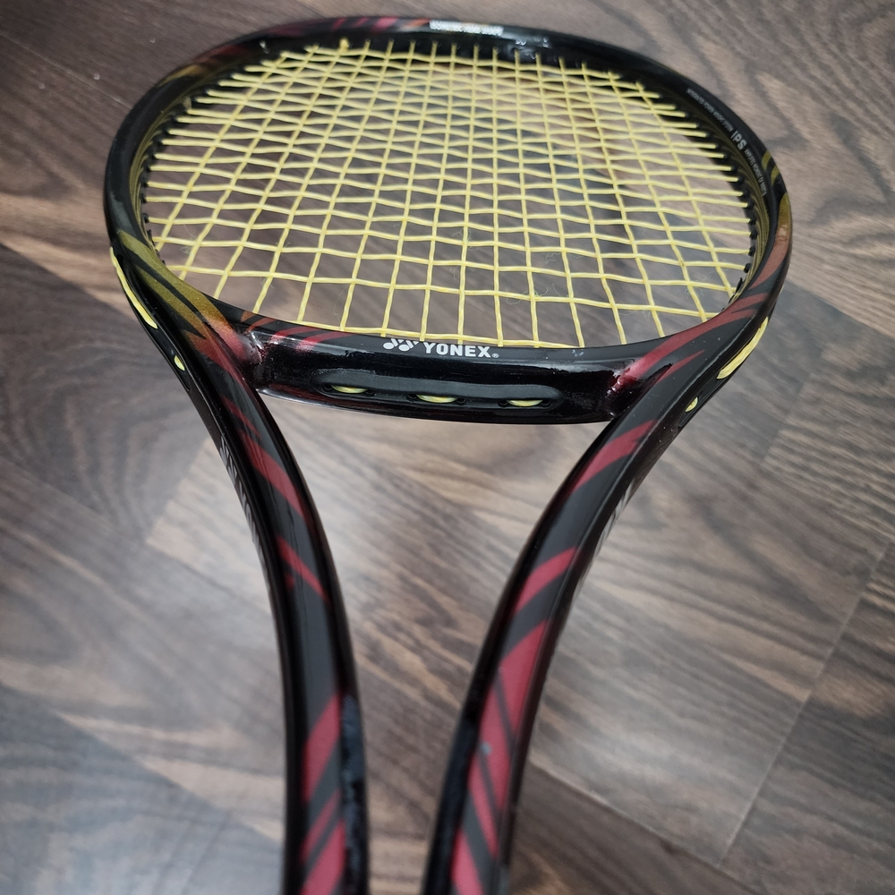 Yonex RD-7 Graphite Tennis Raquet with Black, Red And Yellow Accents - Picture 12 of 13